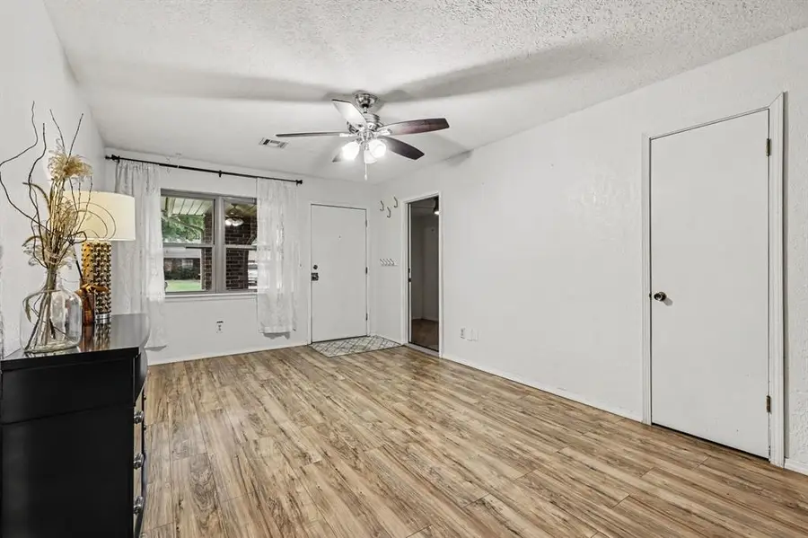 403 Vickie Drive, Yukon, OK 73099 - #3