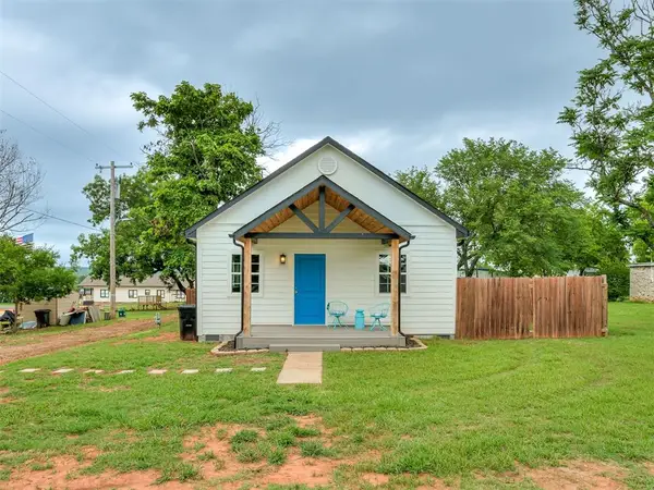 106 4th Street, Wellston, OK 74881