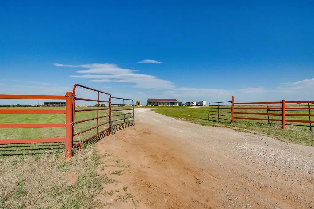 2406 S Logan Road, Lahoma, OK 73754 - #1