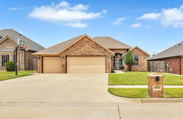 2570 Kadlan Drive, El Reno, OK 73036