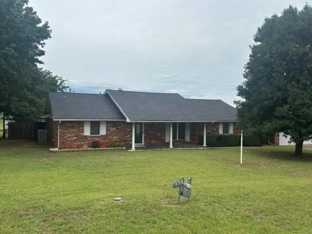 700 Lola Street, Lindsay, OK 73052 - #1
