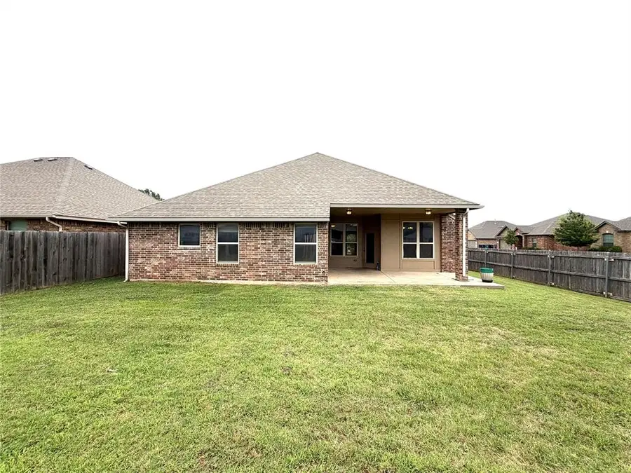 10900 SW 32nd Terrace, Yukon, OK 73099 - #2