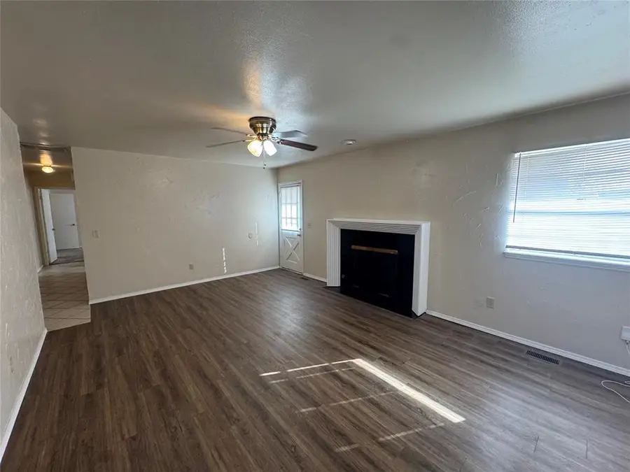 3600 N Willow Springs Drive, Oklahoma City, OK 73112 - #2