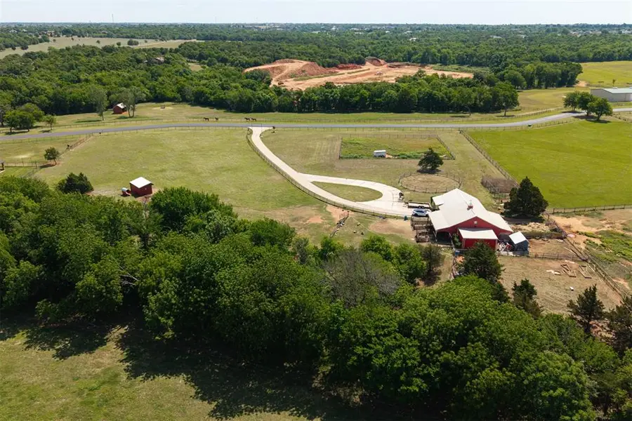W Waterloo Road, Edmond, OK 73025 - #3