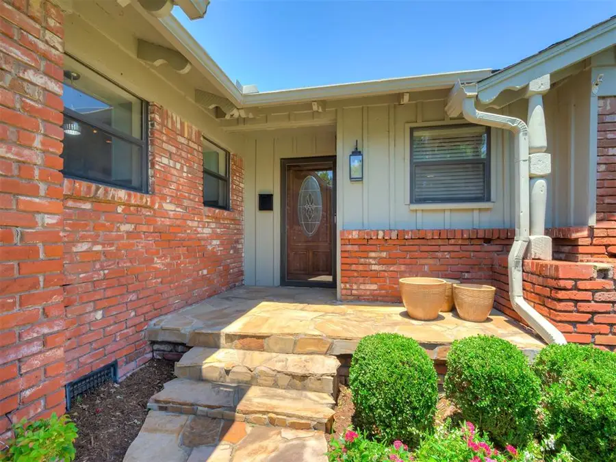 2725 Warwick Drive, Oklahoma City, OK 73116 - #3