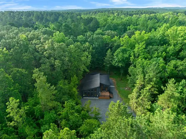 326 Sunrise Trail, Broken Bow, OK 74728