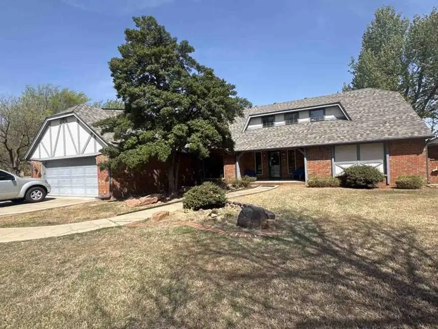 6105 Kingsbridge Drive, Oklahoma City, OK 73162 - #1