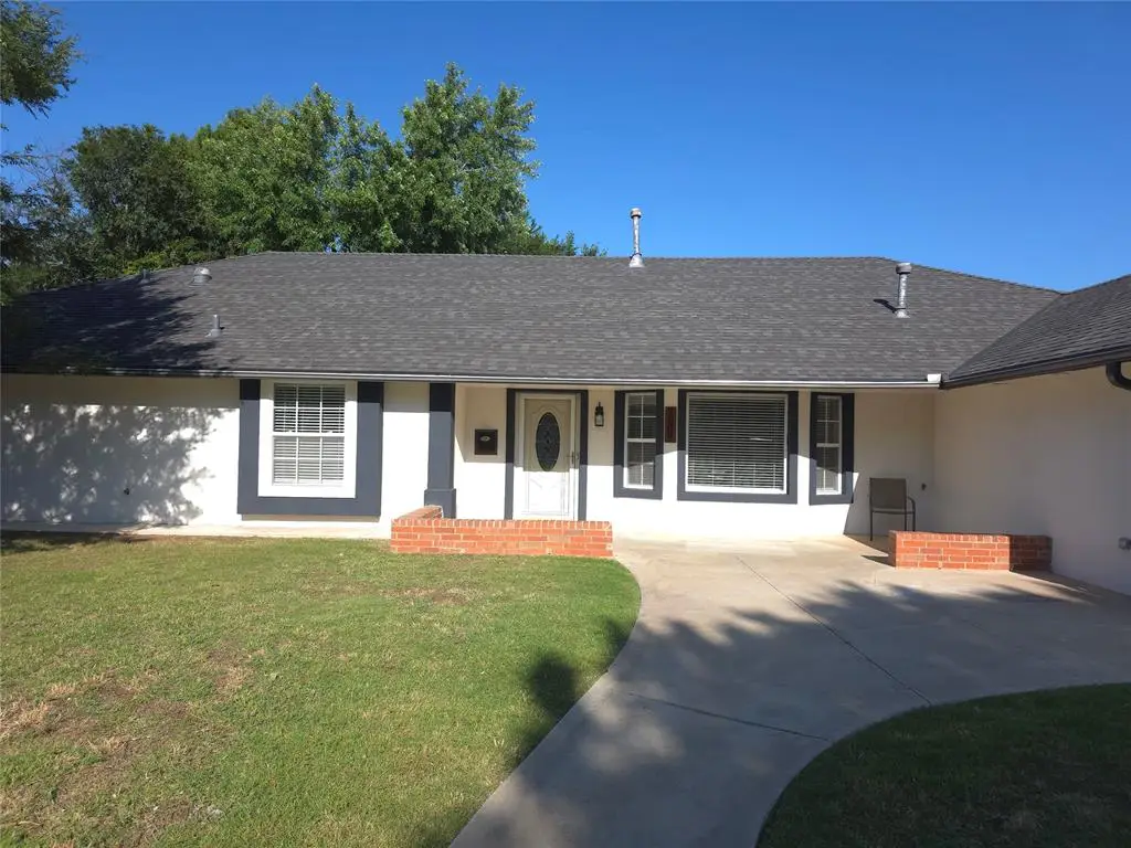 9009 Lakeaire Drive, Oklahoma City, OK 73132 - #1