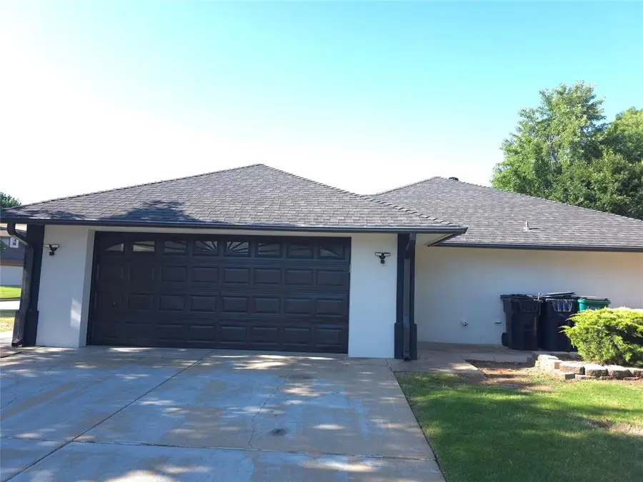 9009 Lakeaire Drive, Oklahoma City, OK 73132 - #3
