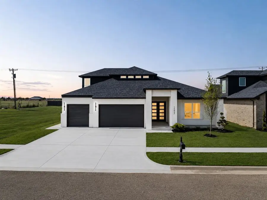 15437 Capri Lane, Edmond, OK 73013 - #2