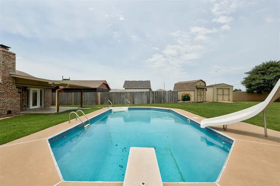 929 SW 11th Street, Moore, OK 73160 - #2