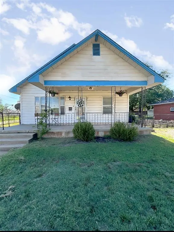 214 N Temple Street, Cordell, OK 73632 - #1