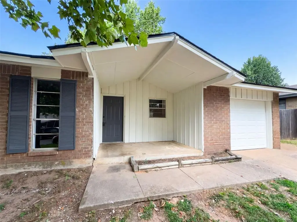 1513 N Bradley Avenue, Oklahoma City, OK 73127 - #1