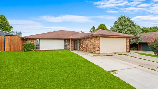 313 E Platt Drive, Yukon, OK 73099