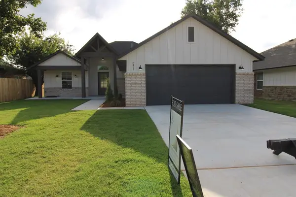 8421 Stonewood Drive, Oklahoma City, OK 73135