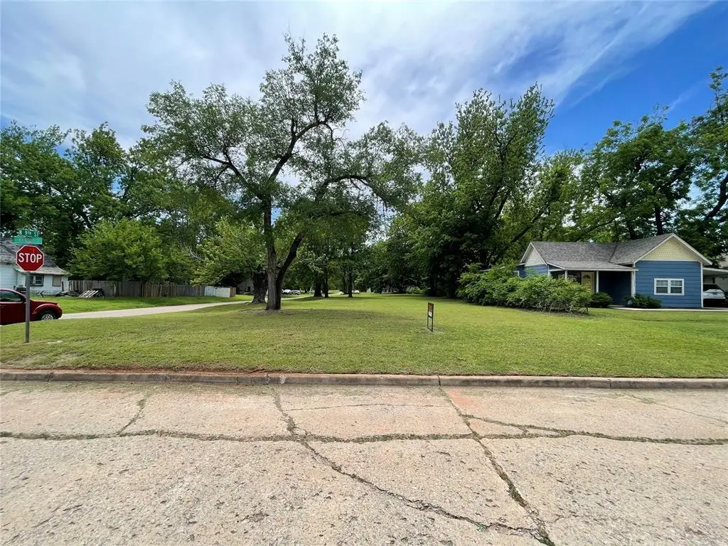 1001 W Mansur Avenue, Guthrie, OK 73044 - #1