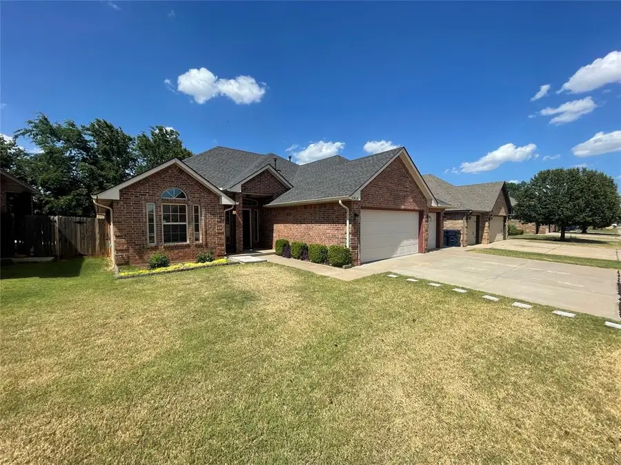 11913 SW 17th Street, Yukon, OK 73099 - #2