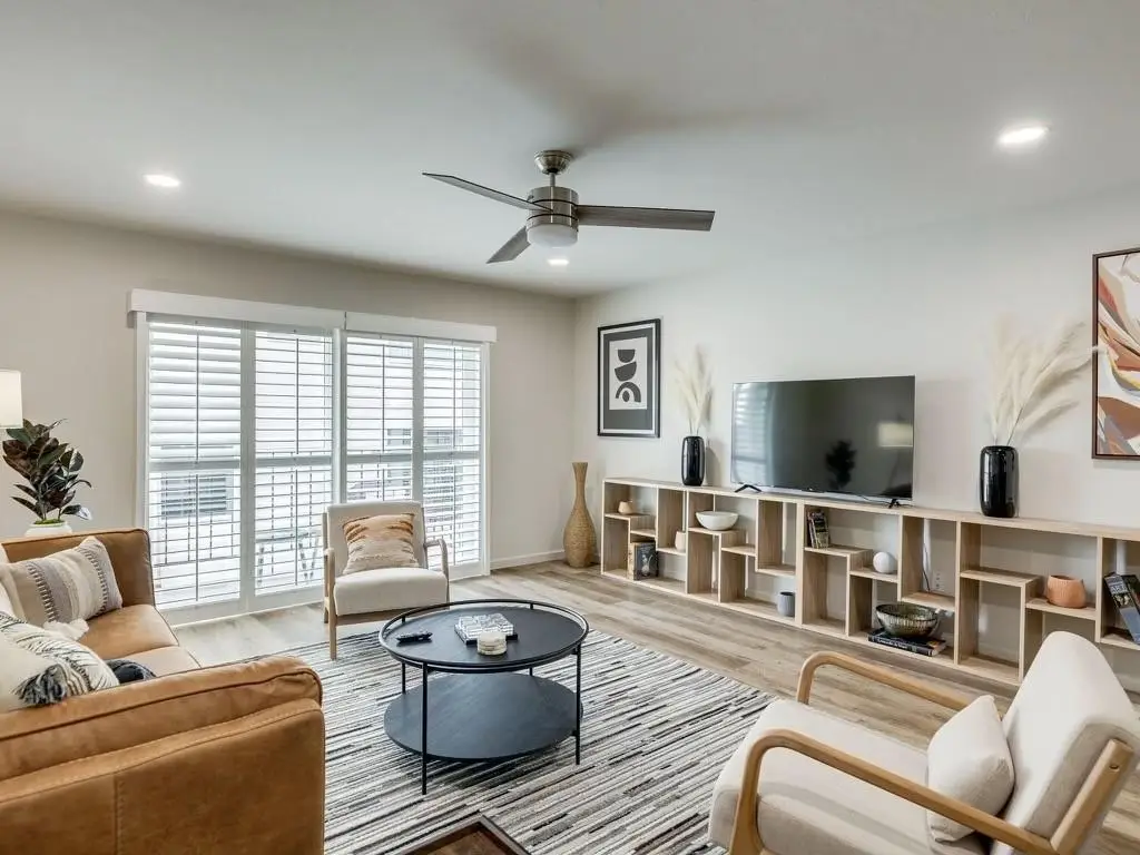 1110 Sherwood Lane #215, Nichols Hills, OK 73116 - #1