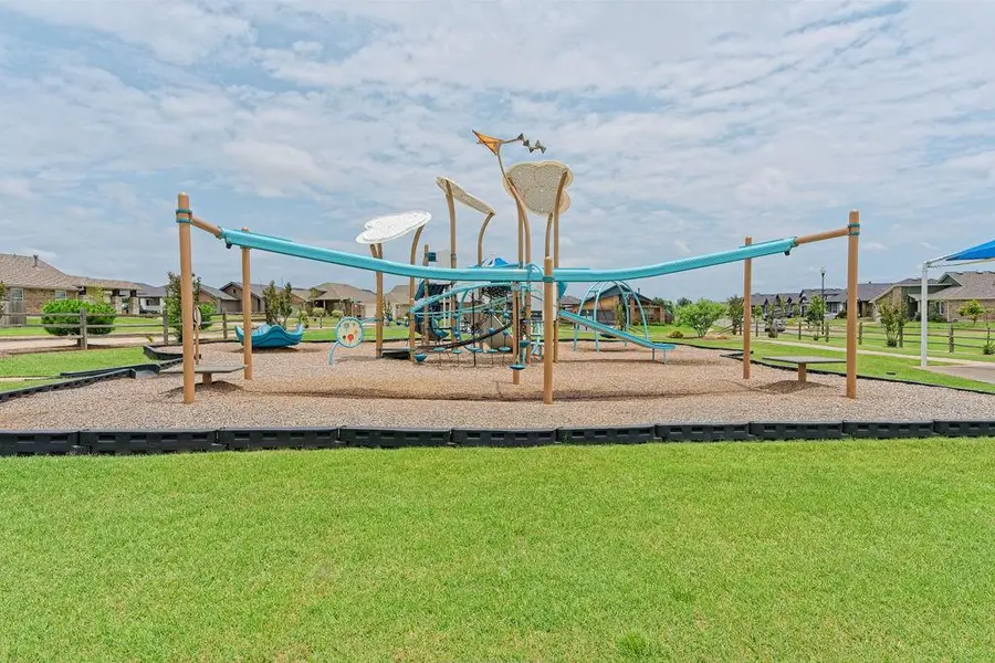 408 Irish Ln, Yukon, OK 73099 - #2