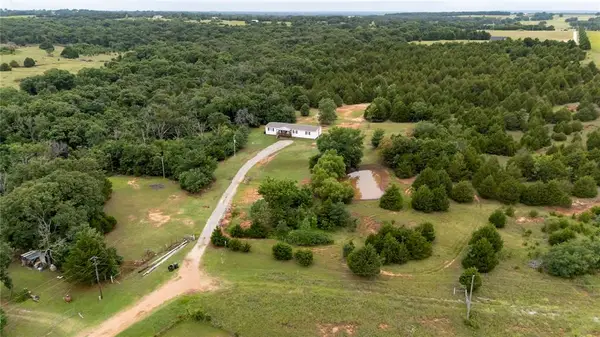 355728 Oak Springs Drive, Prague, OK 74864