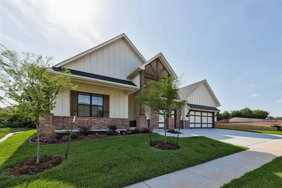 3621 Yellowstone Drive, Norman, OK 73069 - #2