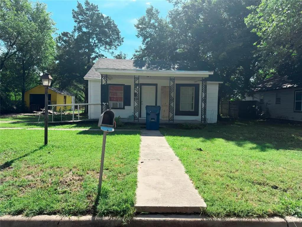 306 N 1st Street, Duncan, OK 73533 - #1