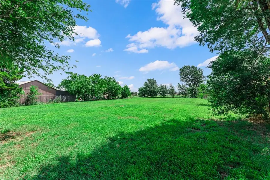 1803 S Shepard Avenue, El Reno, OK 73036 - #2
