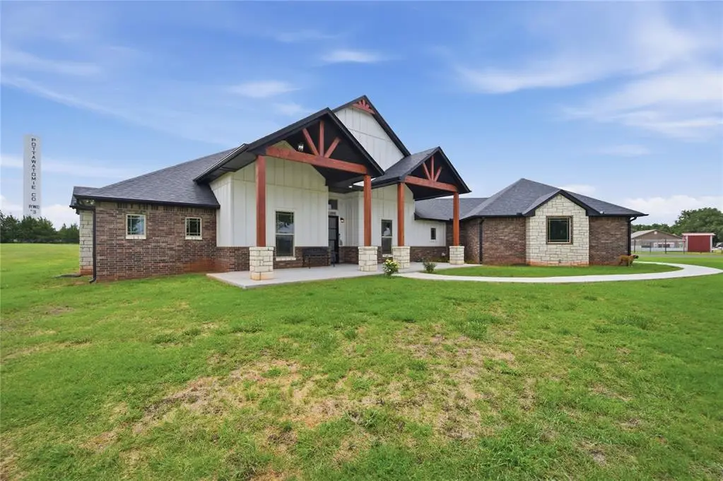 19213 W Walker Road, McLoud, OK 74851 - #1