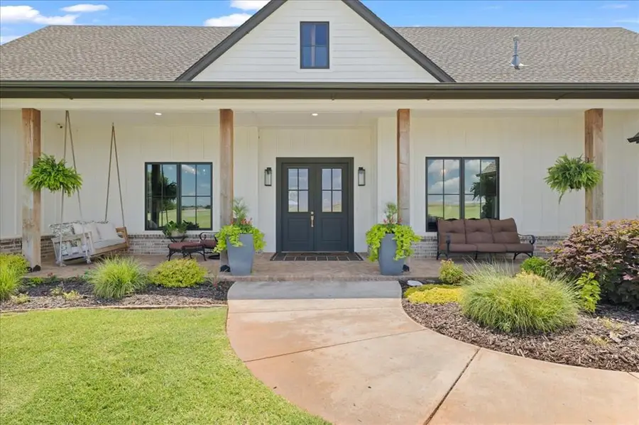 2560 S Sara Avenue, Blanchard, OK 73010 - #2