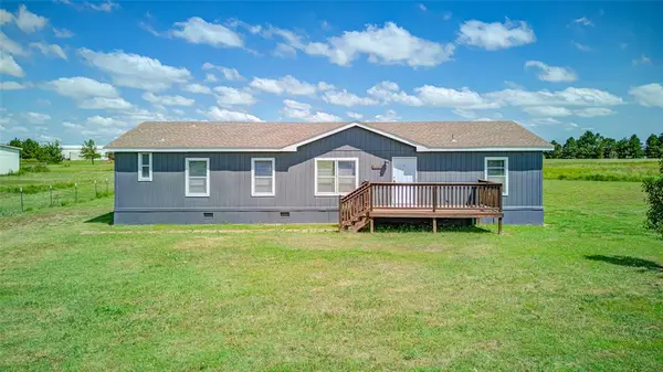 16490 Sunridge Drive, Yukon, OK 73099