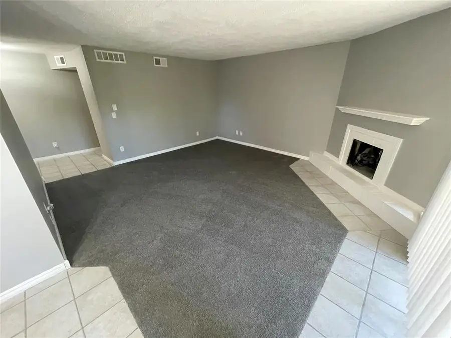 6724 N Meridian Avenue #B, Oklahoma City, OK 73116 - #3