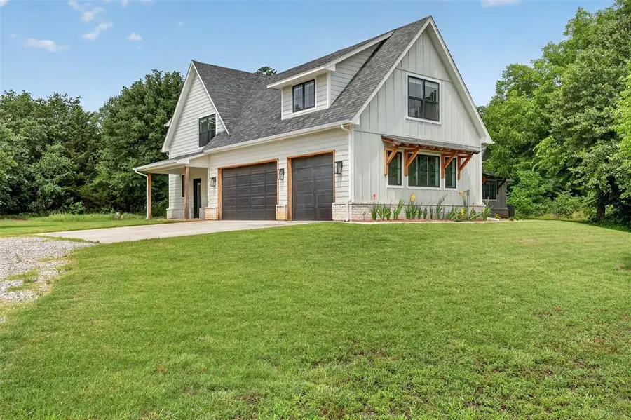 1125 Wildflower Loop, Cache, OK 73527 - #2