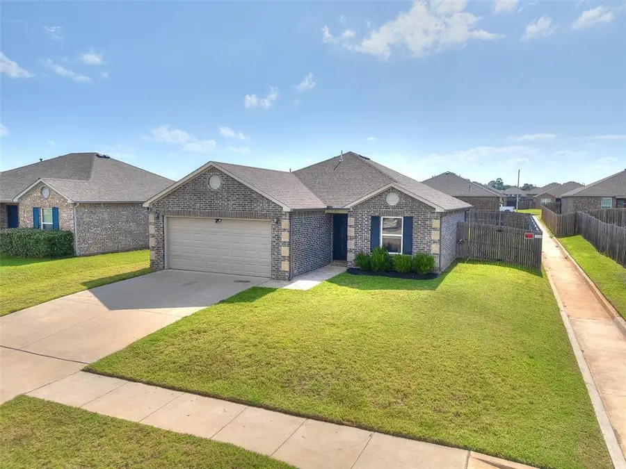 215 Waterside Drive, Newcastle, OK 73065 - #2