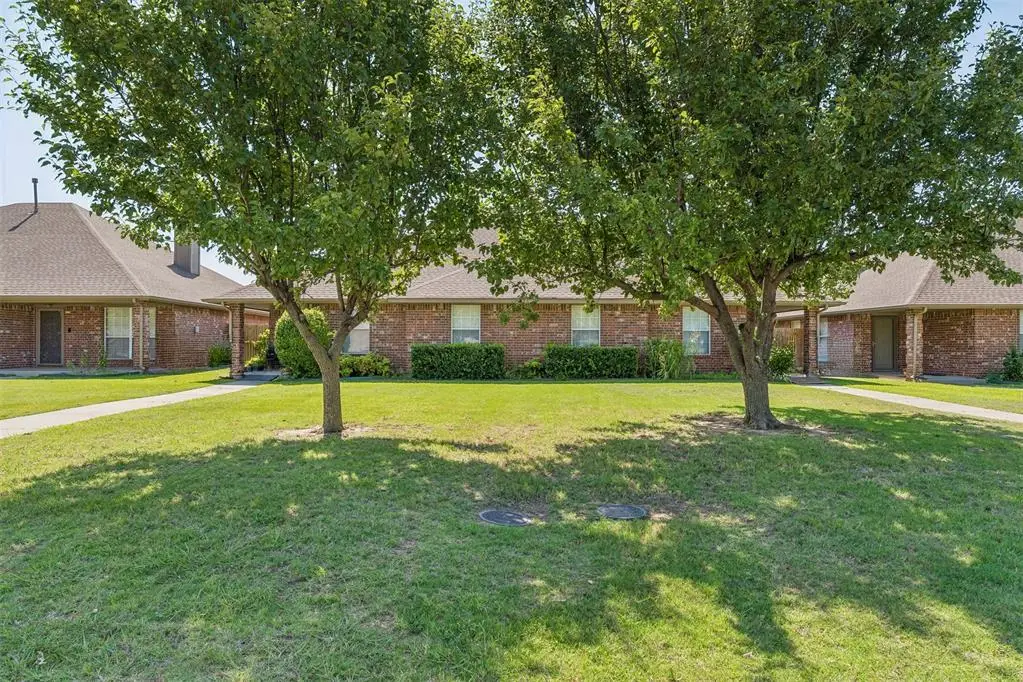 404 N Willowood Drive #404 & 406, Yukon, OK 73099 - #1