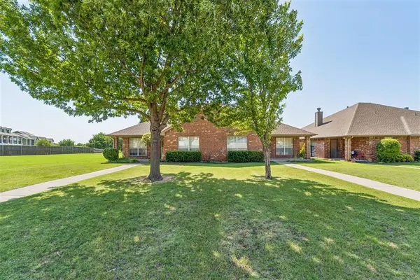 408 N Willowood Drive #408 & 410, Yukon, OK 73099