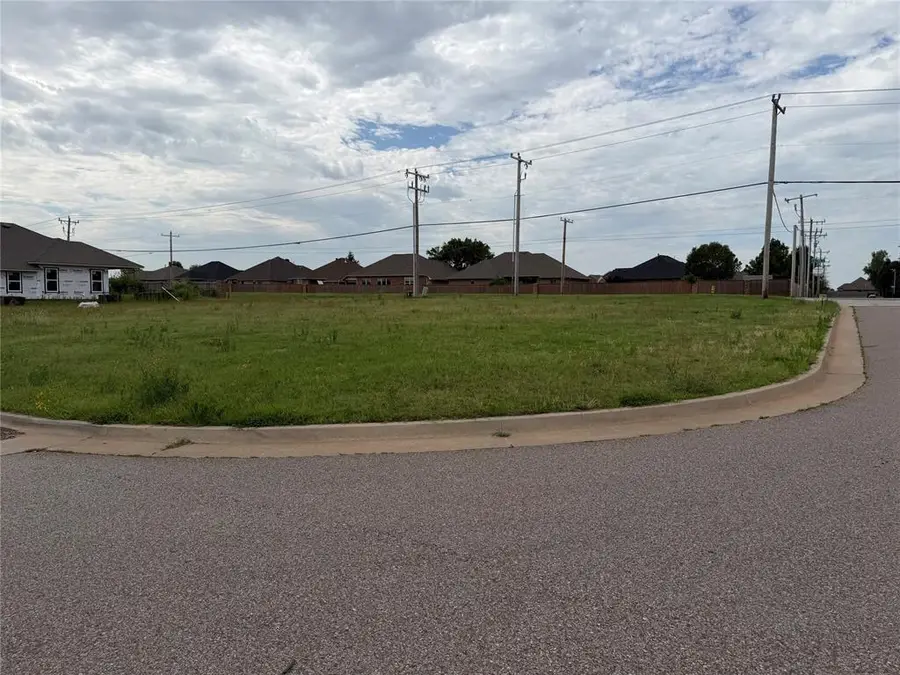 11760 SW 15th Terrace, Yukon, OK 73099 - #2
