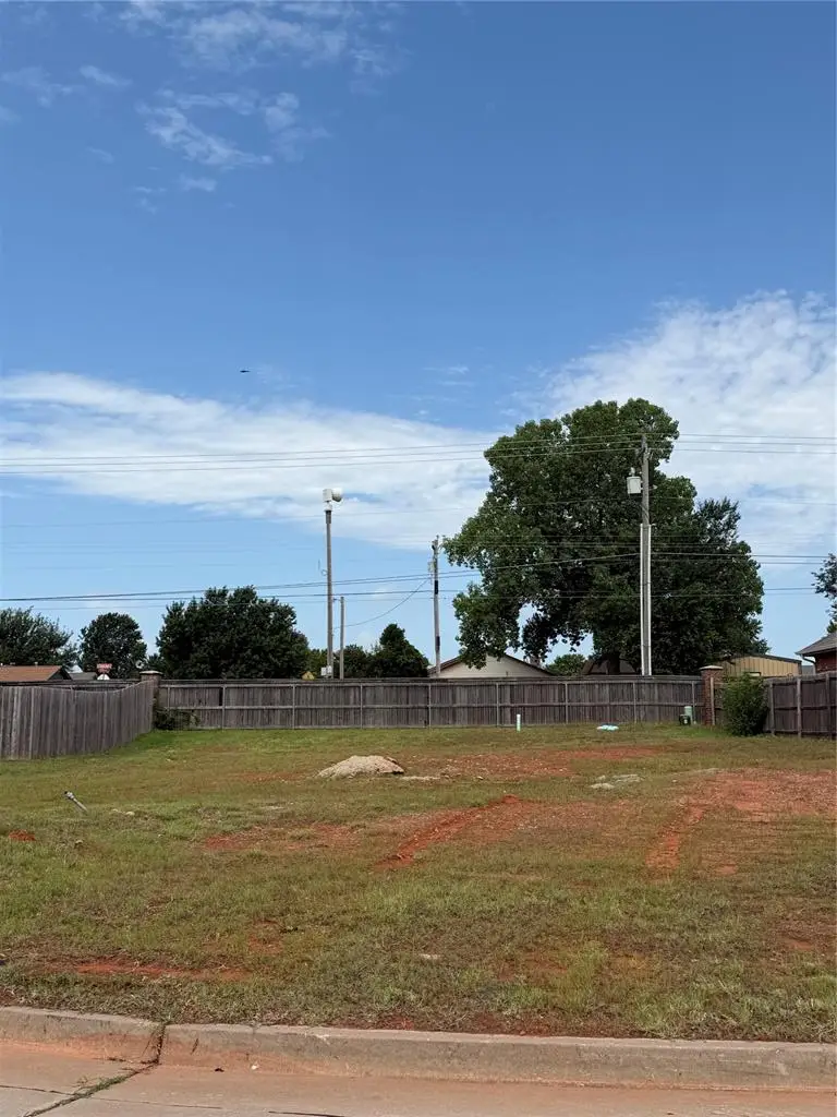905 N Barn Hill Way, Mustang, OK 73064 - #2