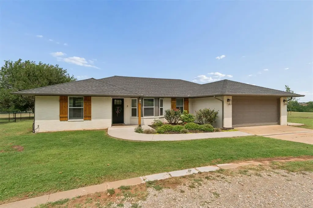 301 Bonanza Lane, Tuttle, OK 73089 - #1