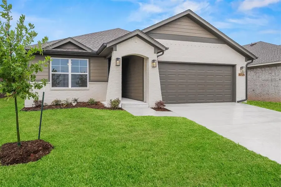 8725 Spruce Street, Edmond, OK 73003 - #2