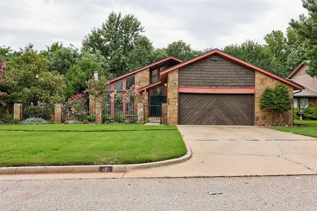 13501 Fox Hollow Ridge, Oklahoma City, OK 73131 - #1