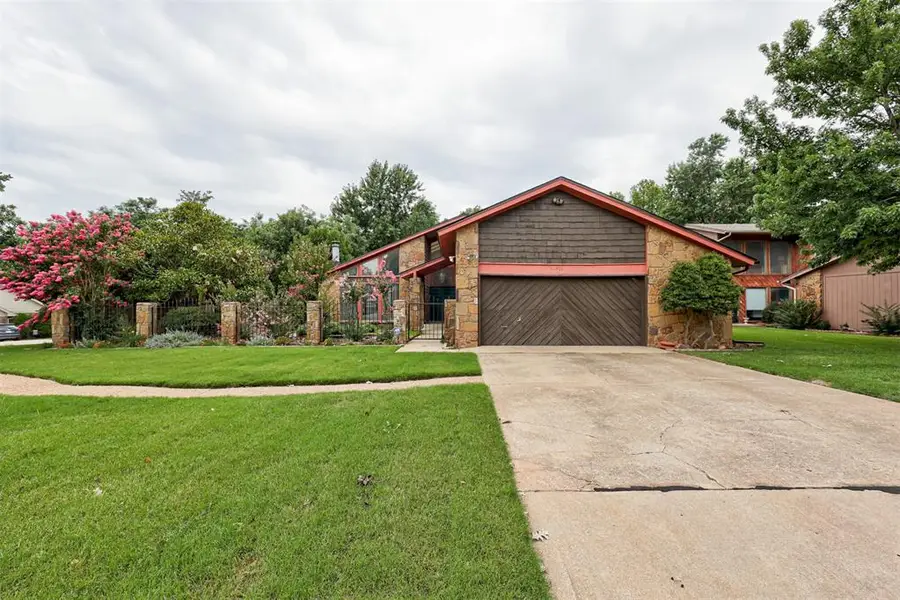 13501 Fox Hollow Ridge, Oklahoma City, OK 73131 - #2