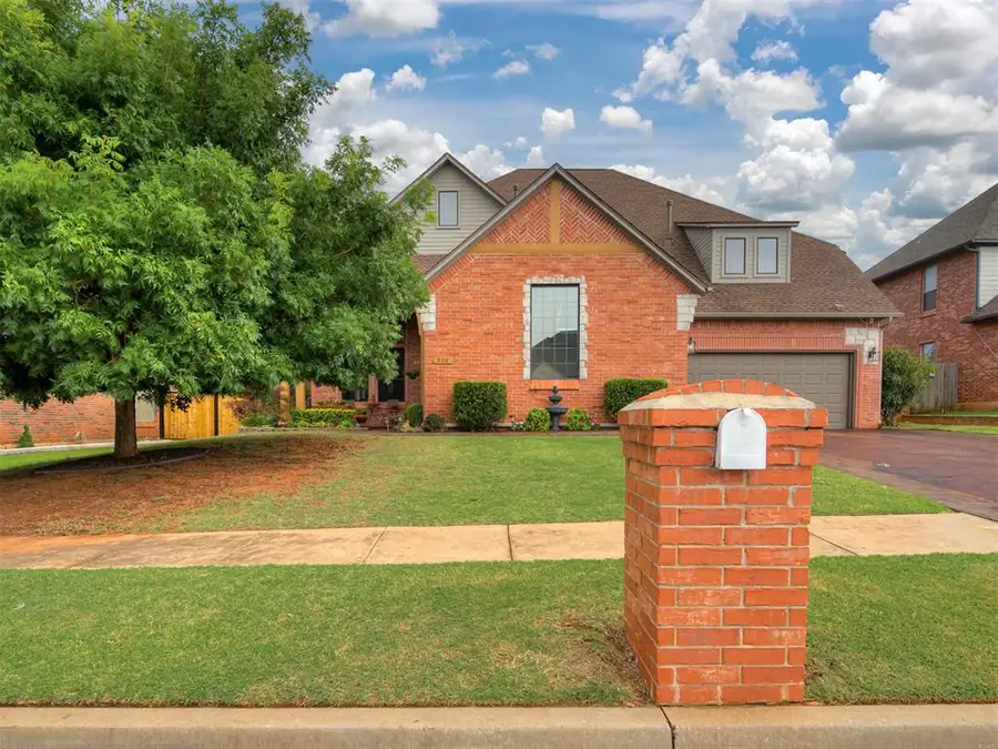 908 N Justin Drive, Yukon, OK 73099 - #2