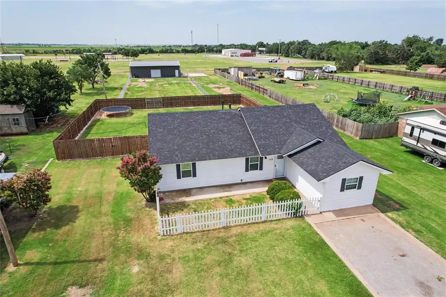 608 E Warren Road, Blair, OK 73526 - #2