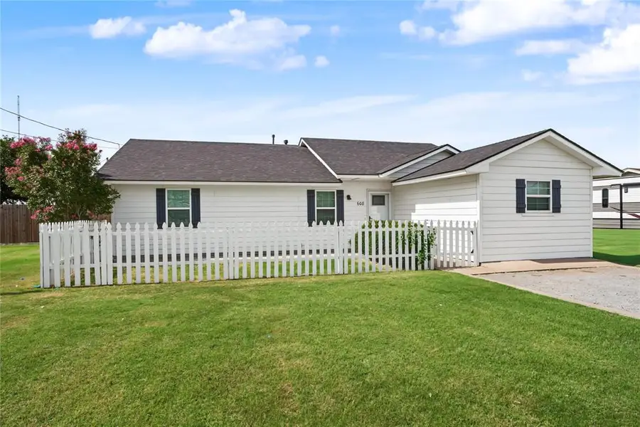 608 E Warren Road, Blair, OK 73526 - #3