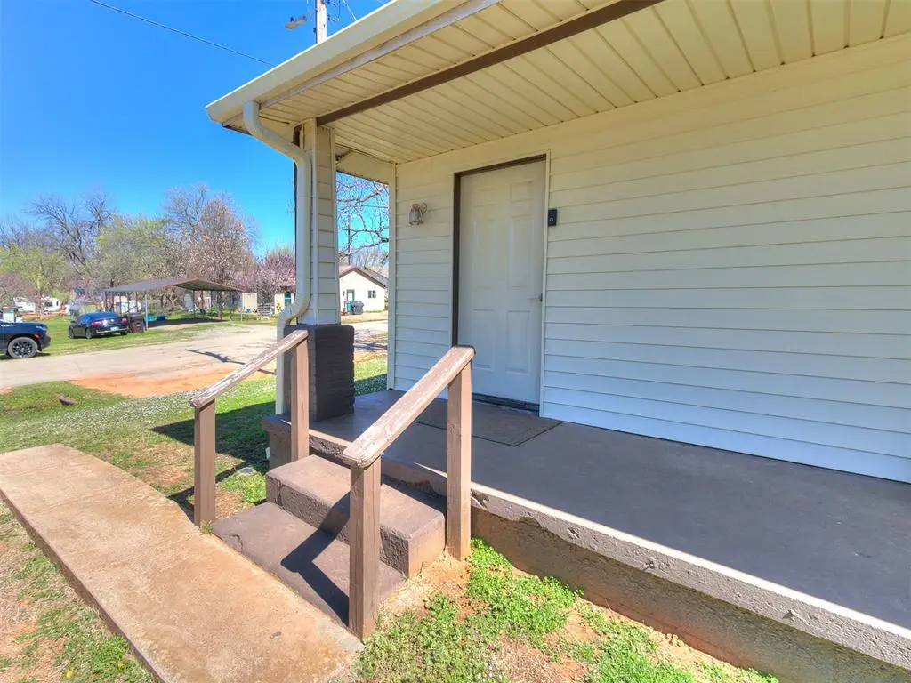 602 Dogwood Avenue, Wellston, OK 74881 - #1
