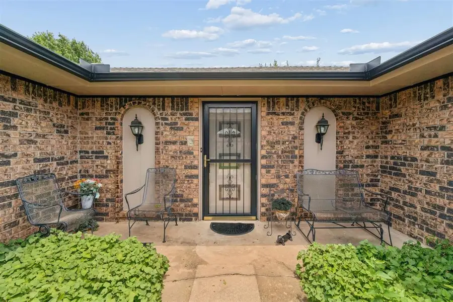 9512 S Allen Drive, Oklahoma City, OK 73139 - #2
