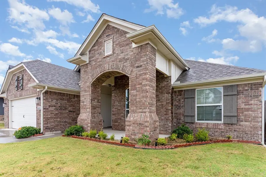 10501 NW 33rd Street, Yukon, OK 73099 - #3