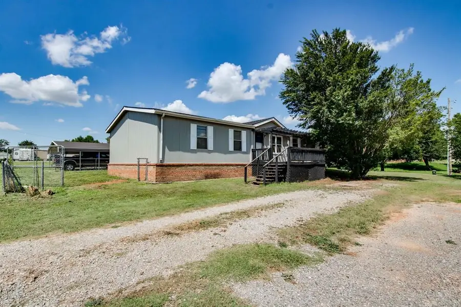 110 N 7th Street, Cashion, OK 73016 - #3