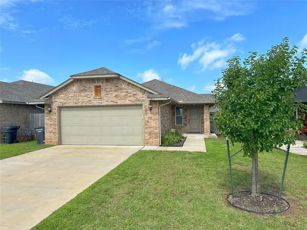 3813 Central Park Drive, Moore, OK 73160