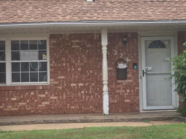229 Randall Drive, Midwest City, OK 73110 - #2